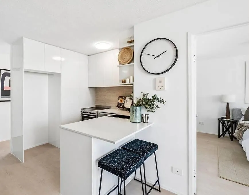 Luxe 2 Bedroom Oceanview Retreat On Fern Gold Coast Apartment